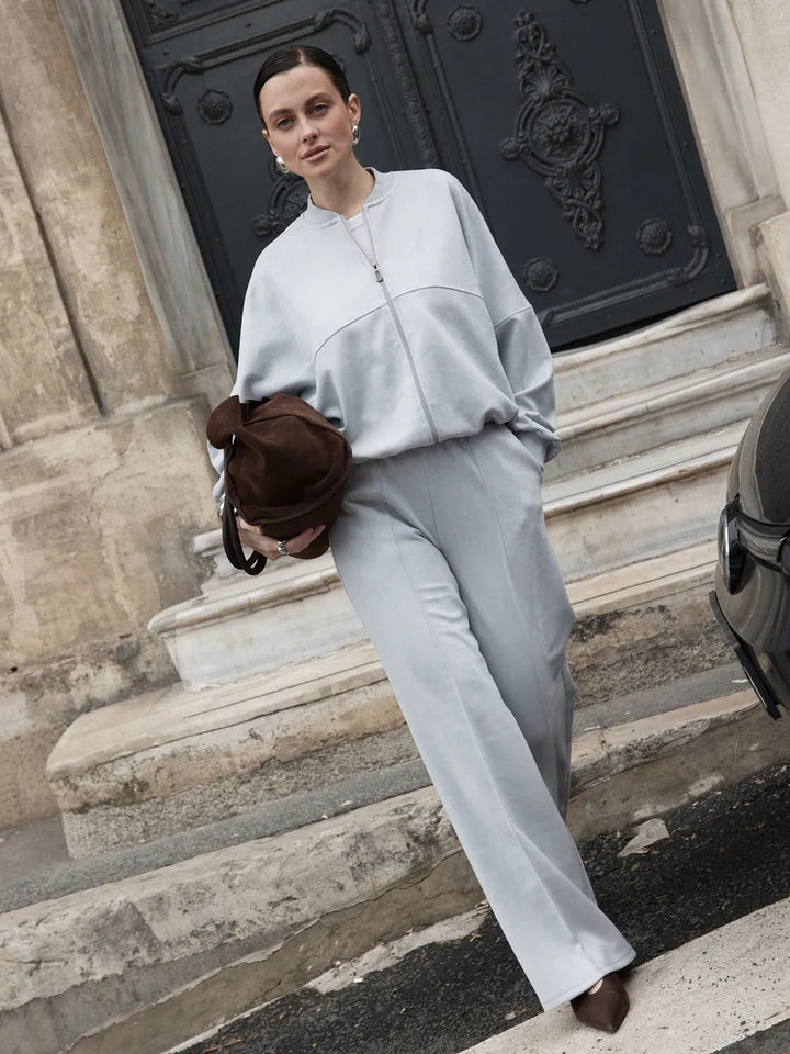 Ladies Elegant and Comfortable Fleece Training Set Mune Fashion