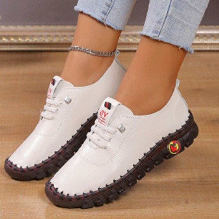 Women's lightweight, soft slip-on with hand-stitched rubber sole and elastic lacing Mune Fashion