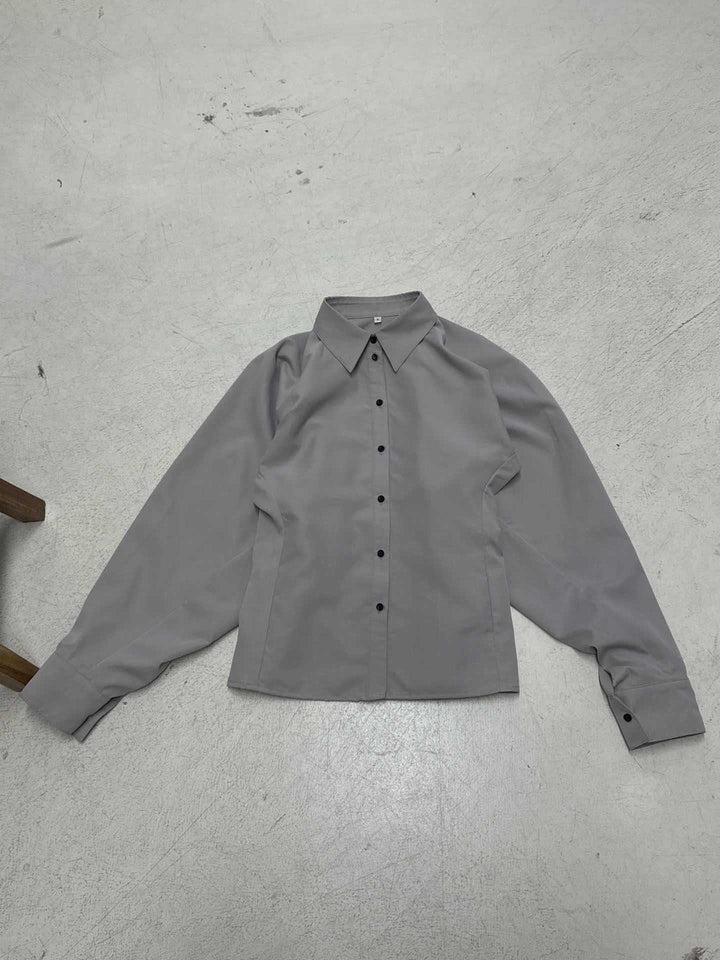 Women's tailored shirt blouse with boxy balloon sleeves and pointed collar Mune Fashion