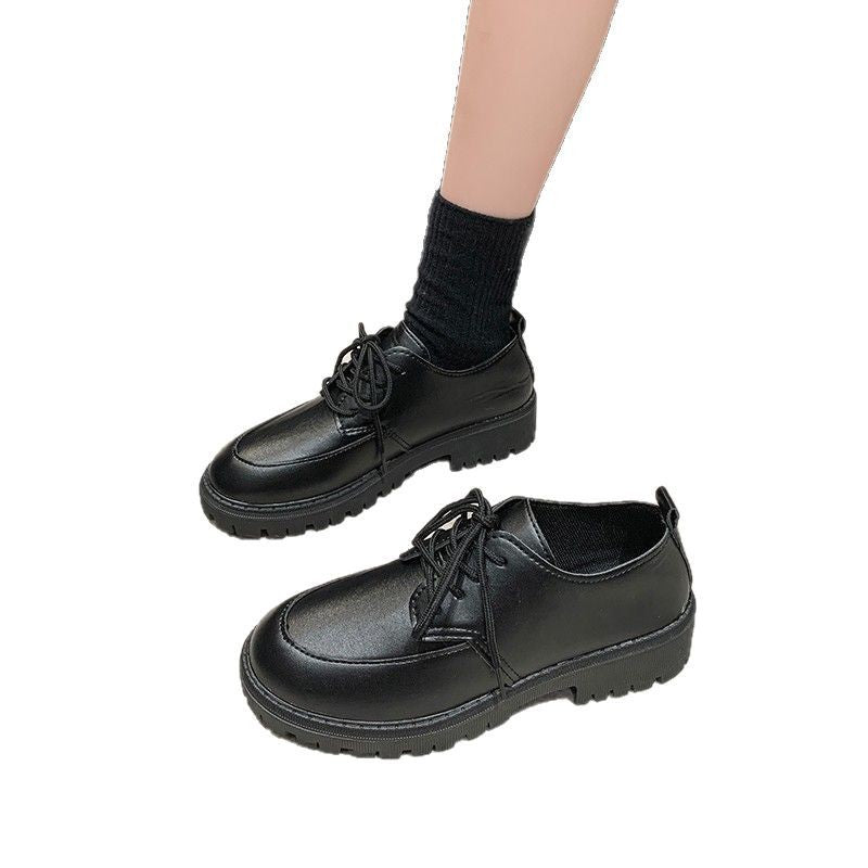 Women's stylish derby lace-up shoes with robust tread sole, padded comfort footbed and subtle platform Mune Fashion