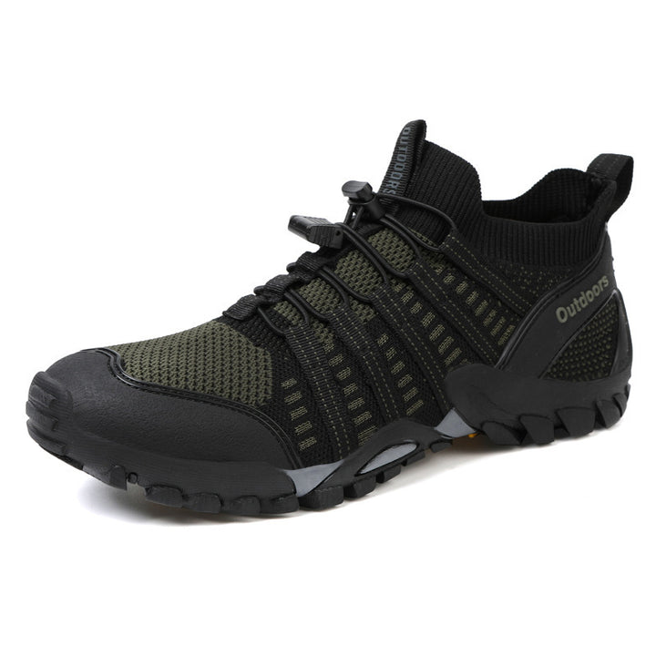 Unisex high-top functional sneakers with protective cap, quick lace closure and profiled rubber sole Mune Fashion