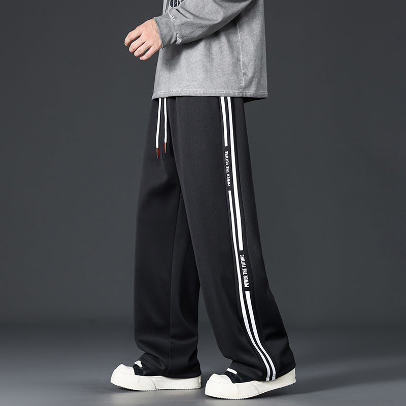 Men's sporty joggers