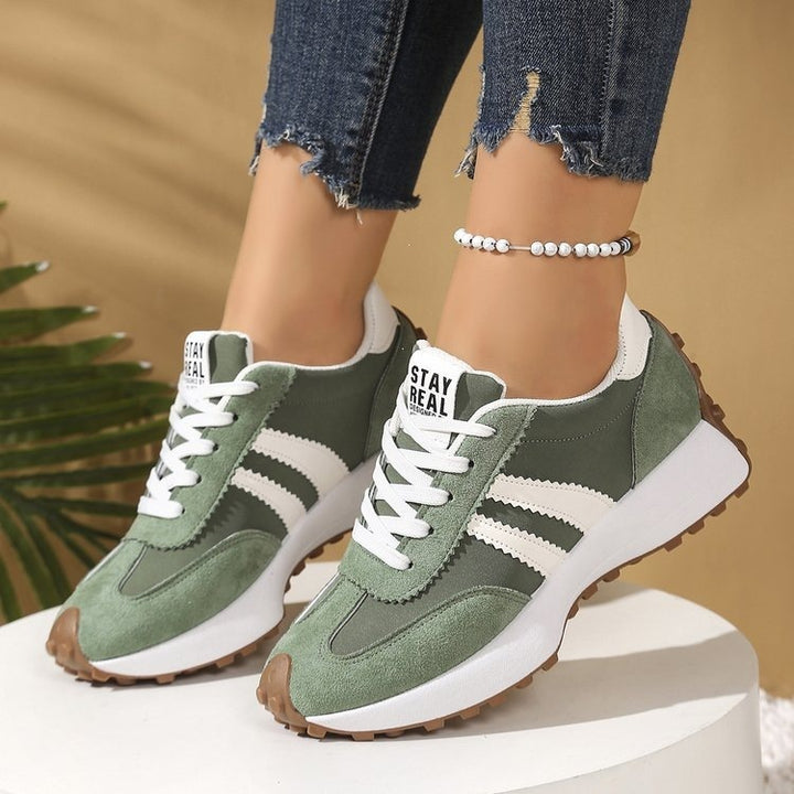 Women's Retro Running Sneakers with Suede Look, Profiled Rubber Sole and Padded Comfort Insole Mune Fashion