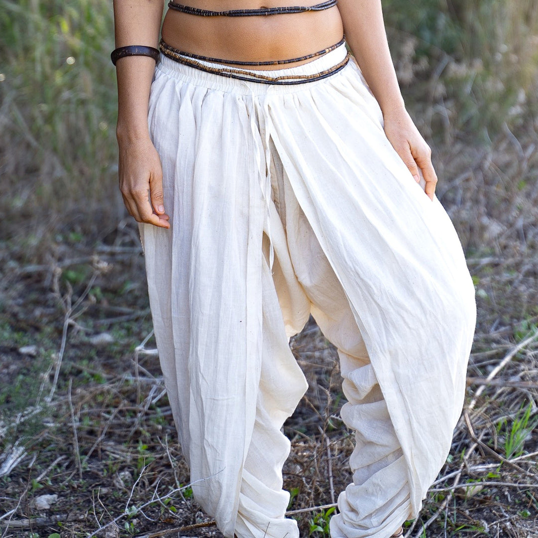 Men's loose harem pants made of lightweight cotton-linen with drawstring and pleats Mune Fashion