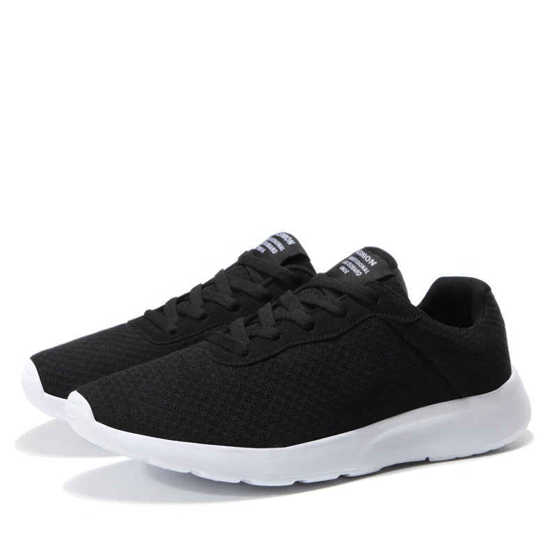 Unisex lightweight training sneakers with seamless knitted upper material, padded heel collar, and responsive EVA midsole Mune Fashion