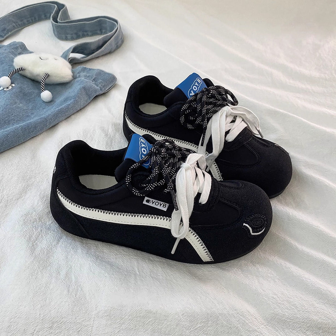 Women's sporty sneakers with playful animal design and flexible upper material Mune Fashion