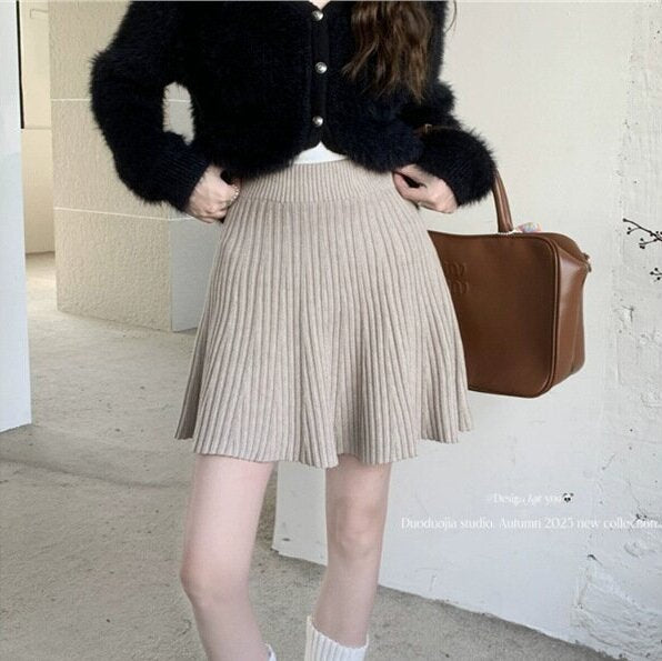 Women's pleated skirt with elastic waistband Mune Fashion