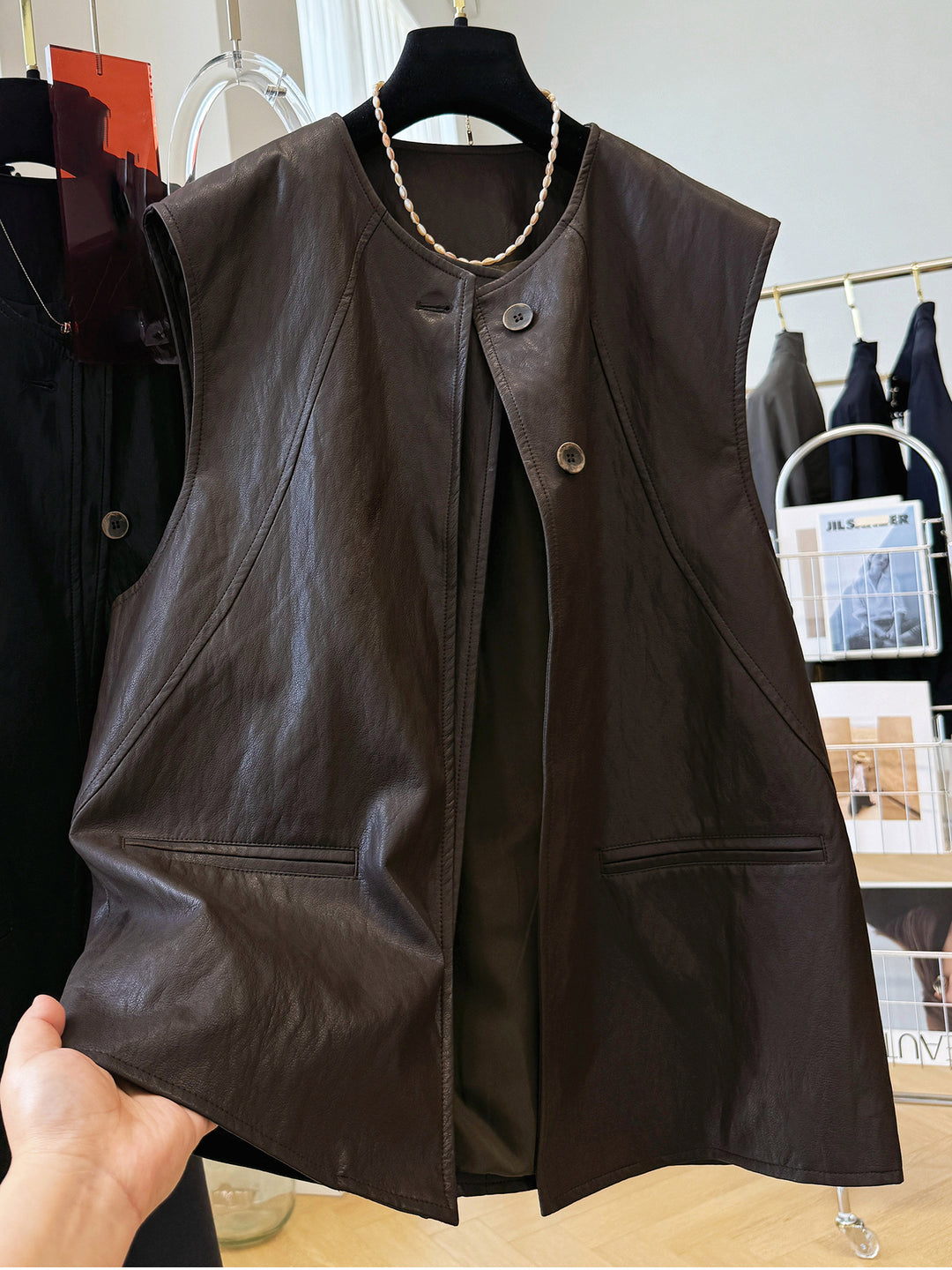 Ladies Noble Leather Waistcoat Mune Fashion