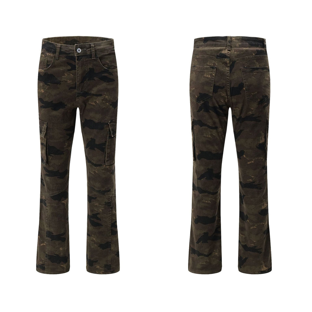 Unisex Cargo pants in wide Marlene cut with camouflage print and large flap pockets Mune Fashion