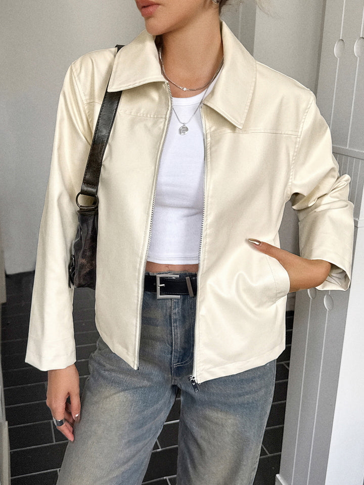 Women's elegant faux leather jacket with zipper, shirt collar and welt pockets Mune Fashion