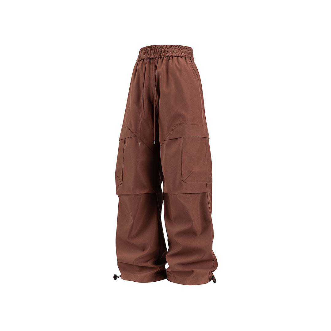 Unisex Wide Cargo Pants in Utility Baggy Style with Elastic Waistband and Adjustable Cuffs