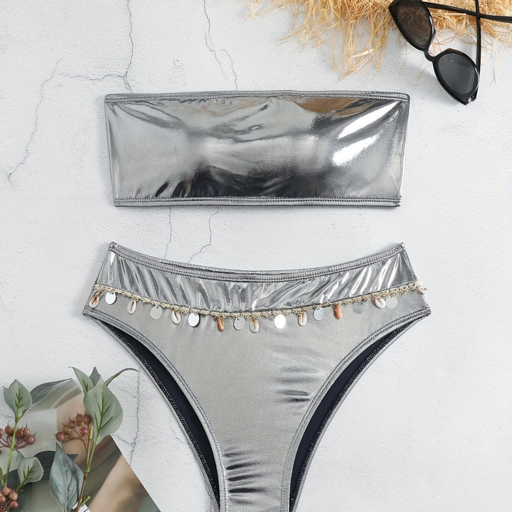 Women's bandeau bikini with elegant glossy look and fashionable shell details Mune Fashion