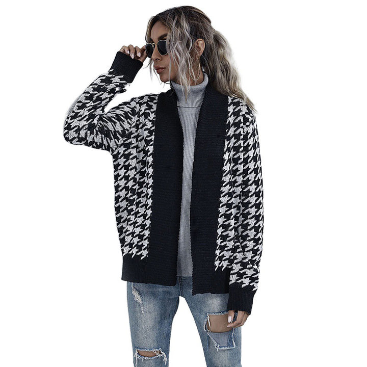 Women's Stylish Cardigan with Bicolor Houndstooth Mune Fashion