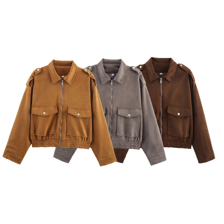 Women's short jacket in utility bomber style with flap pockets, shoulder epaulets, and elastic hem Mune Fashion