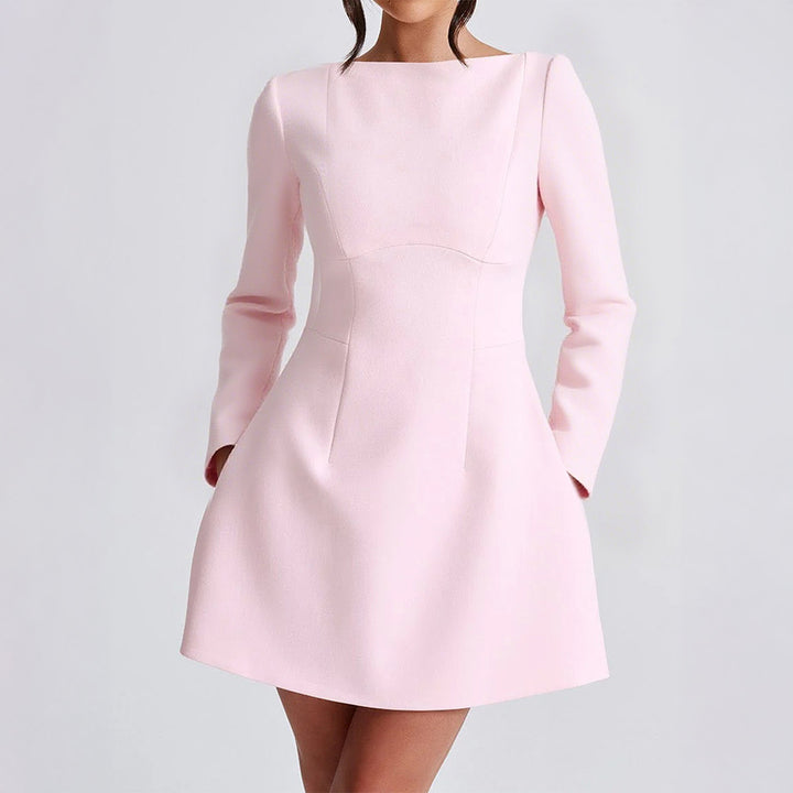 Women's fitted A-line dress with boat neckline, long sleeves and discreet side pockets Mune Fashion