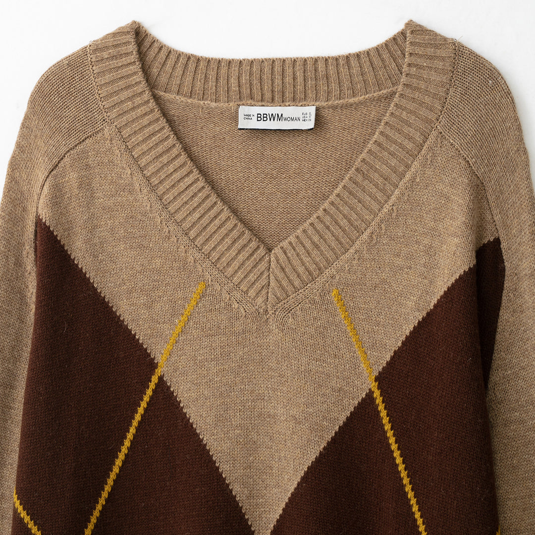 Ladies Argyle V-neck pullover made of fine knit with raglan sleeves and ribbed cuffs Mune Fashion