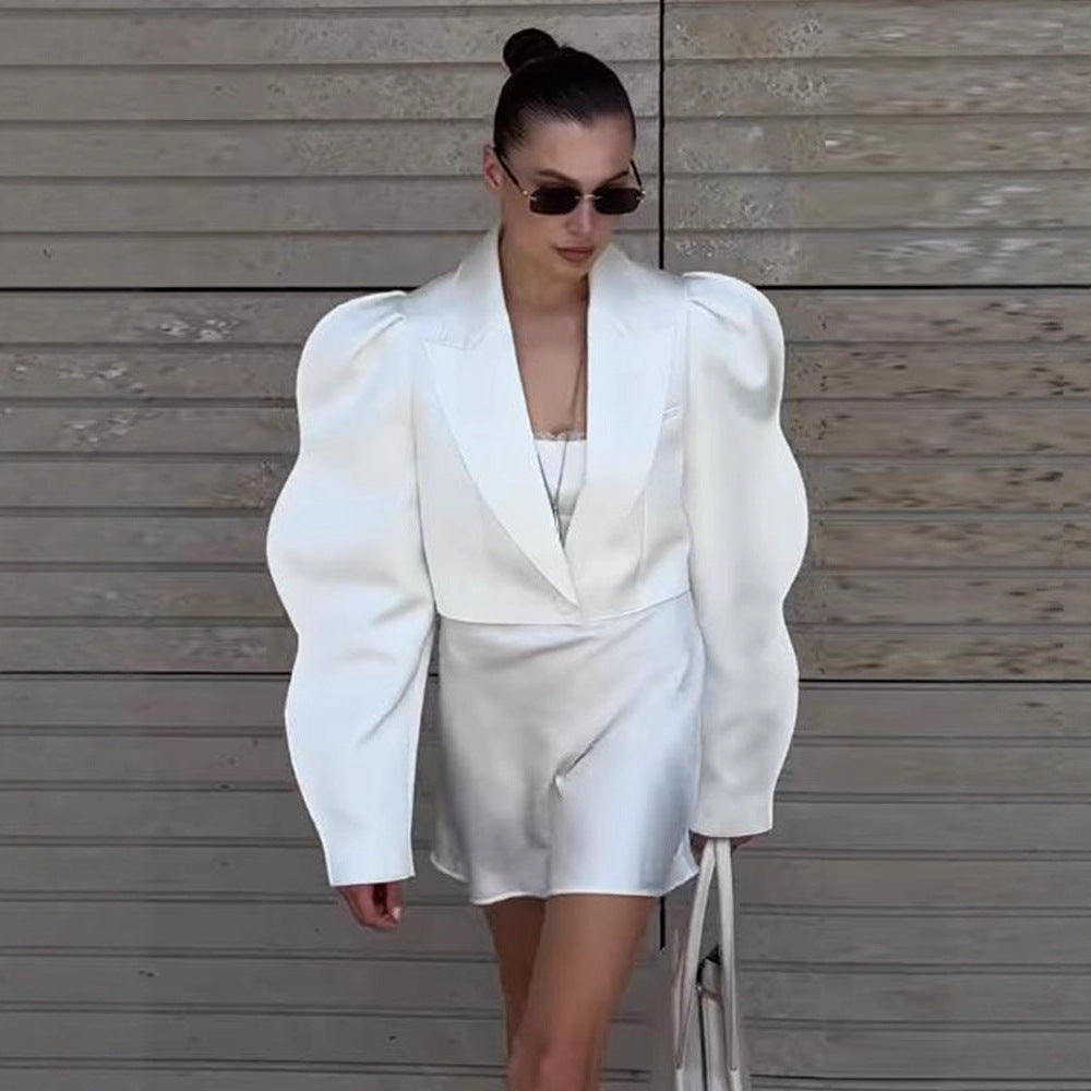 Women's Sculptural Cropped Blazer with Dramatic Balloon Sleeves Mune Fashion