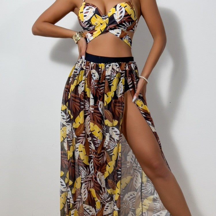 Women's Bikini Set with extravagant Cut-Out and floral Skirt Mune Fashion