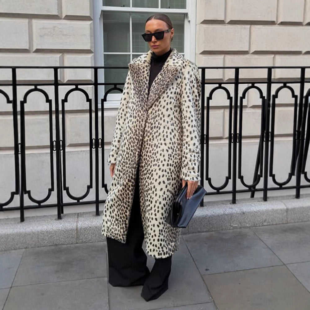 Women Mid-length Faux Fur Coat with Distinctive Spot Pattern and Lapel Collar Mune Fashion
