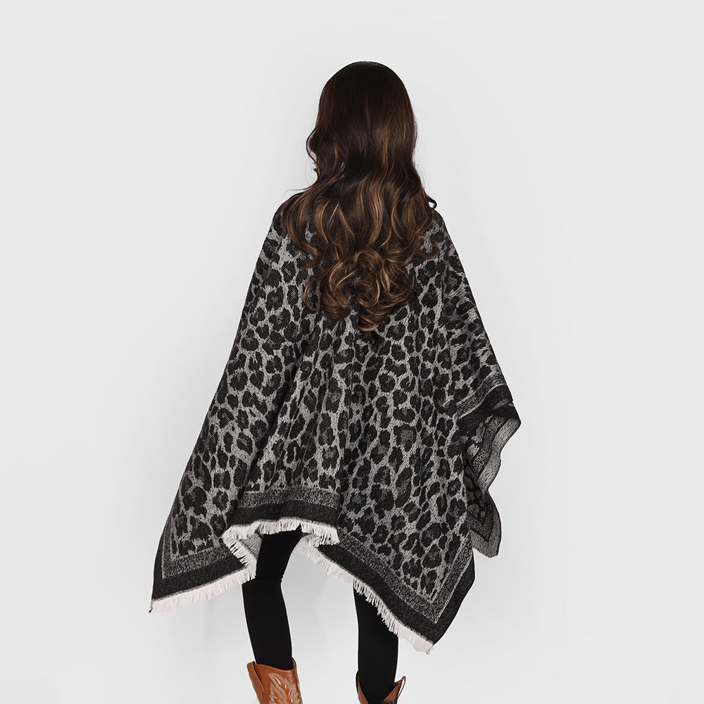 Women Jacquard Cape Poncho with Leo Structure and Fringe Hem Mune Fashion