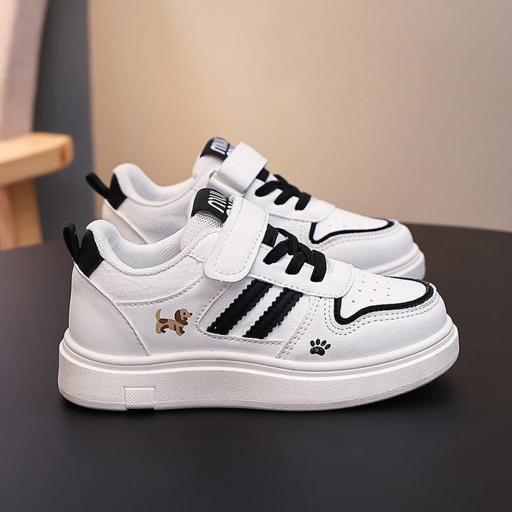 Ladies sneaker with practical Velcro closure and cute animal motif Mune Fashion