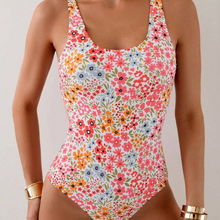 Ladies One-Piece Swimsuit with Floral Pattern Mune Fashion