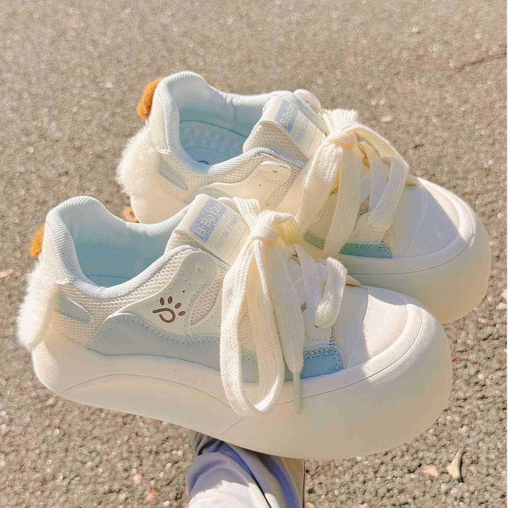 Women's sneaker with plush lining and flexible laces Mune Fashion