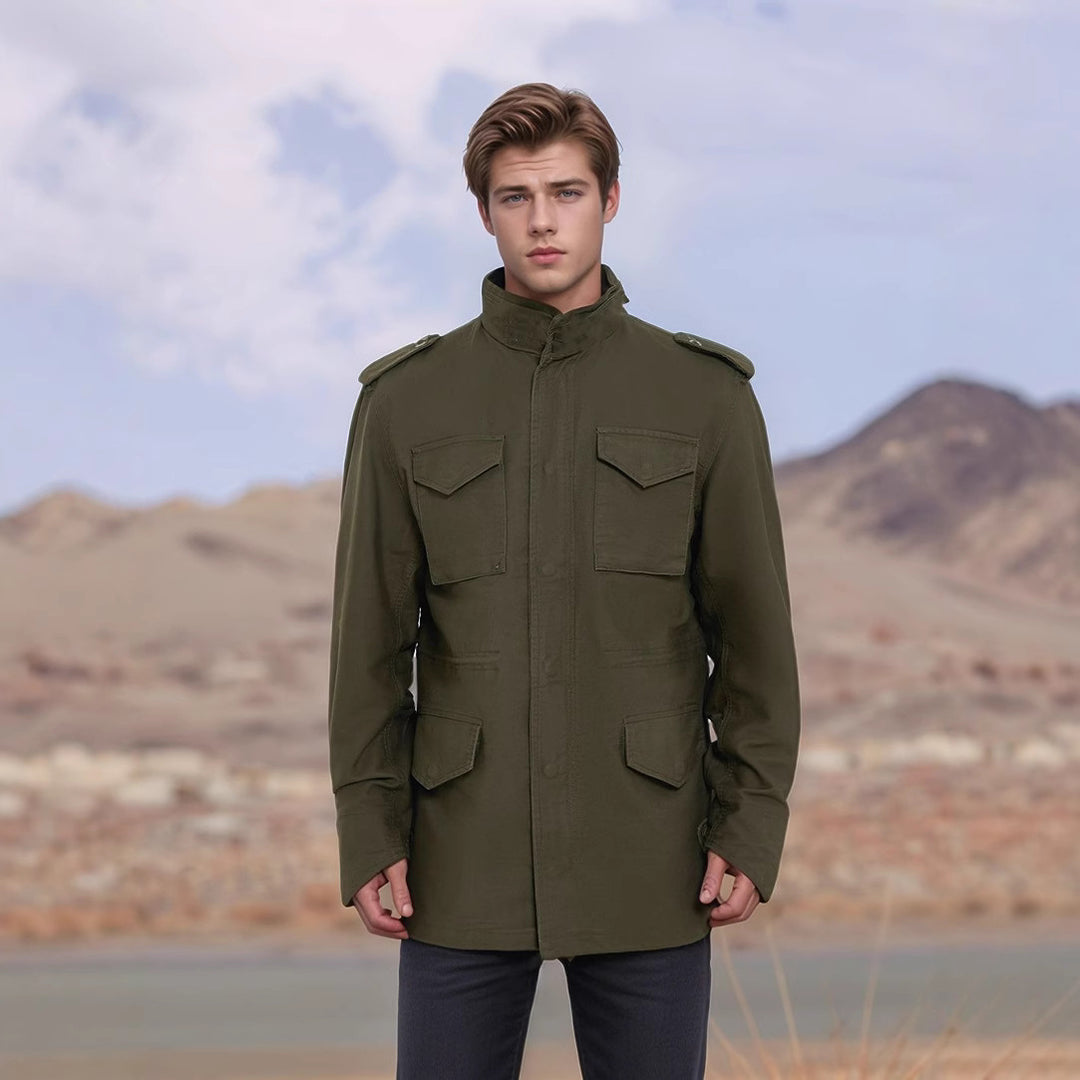 Men's lightweight cotton field jacket with patch pockets and shoulder epaulets Mune Fashion