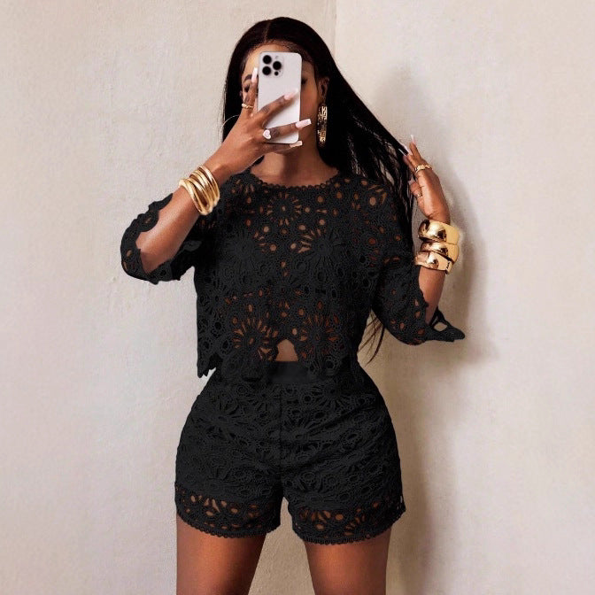 Women's crocheted two-piece set with crop top and high-waisted shorts Mune Fashion