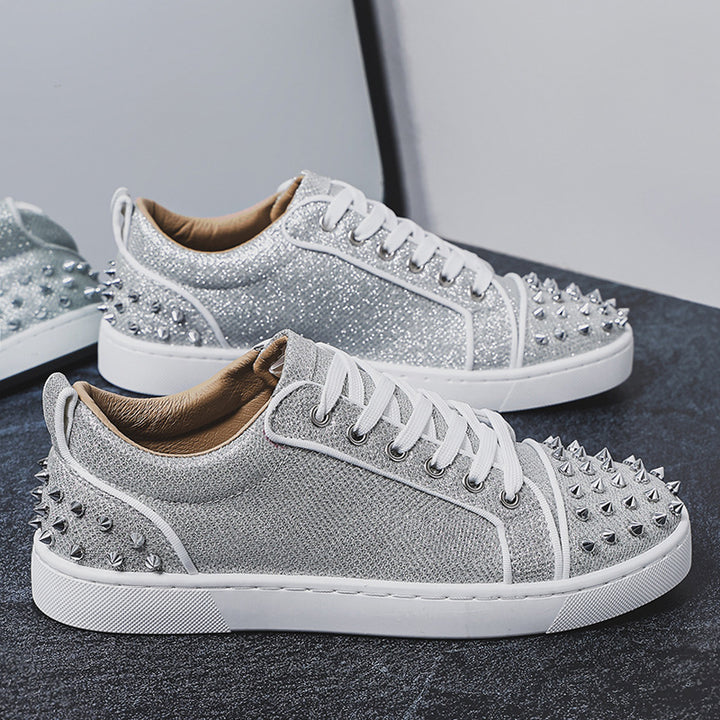 Women glittering low-top sneaker with pointed stud embellishment and padded leather lining Mune Fashion