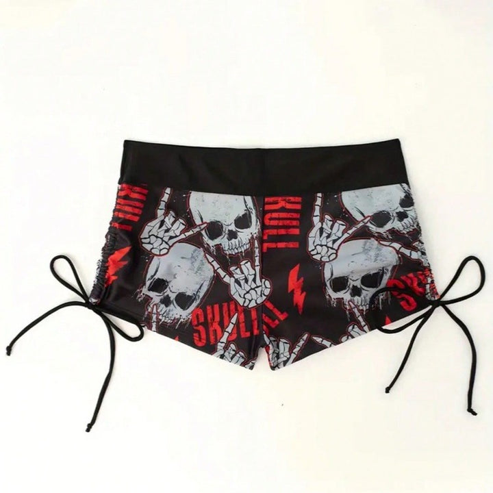 Ladies bikini set with deep V-neck and contrasting shorts Mune Fashion