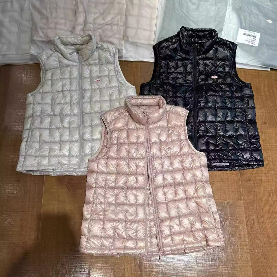 Women's light quilted jacket with high stand-up collar and zipper Mune Fashion