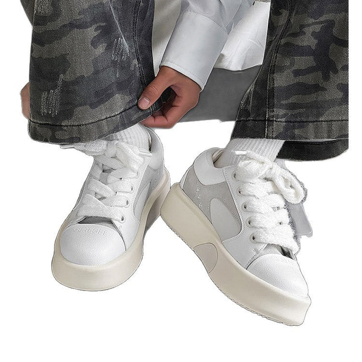 Women's fashionable sneakers with cushioned platform sole and stylish accents Mune Fashion