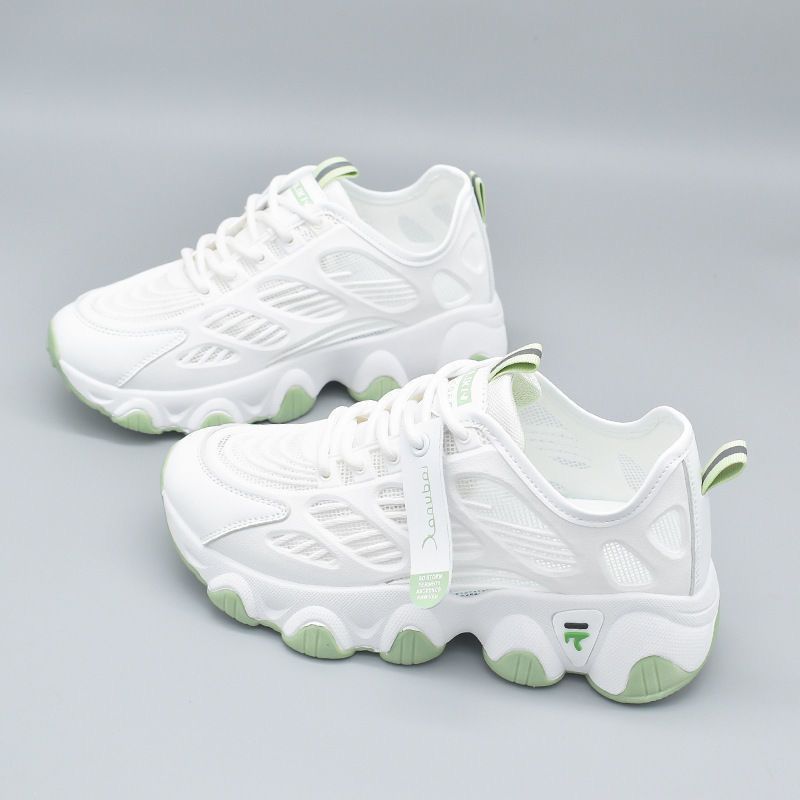 Women's sporty sneakers with innovative cushioning system and breathable upper material structure Mune Fashion