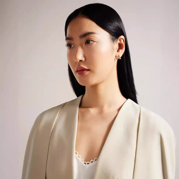 Women's kimono-inspired cape blazer in flowing tailoring look Mune Fashion