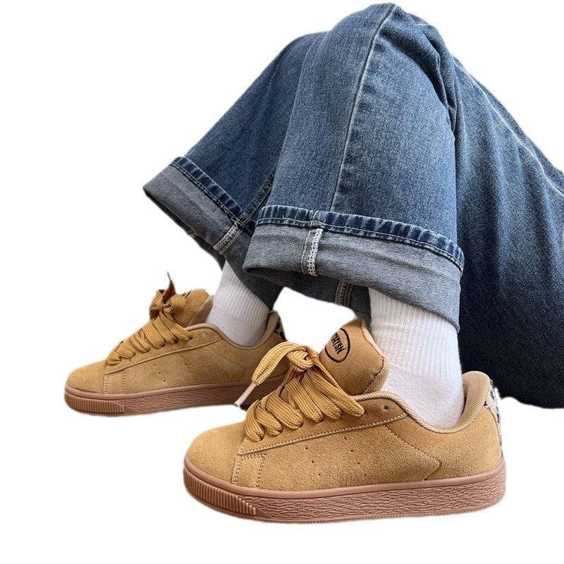 Women's sneakers with soft Nubuck leather and padded insole Mune Fashion