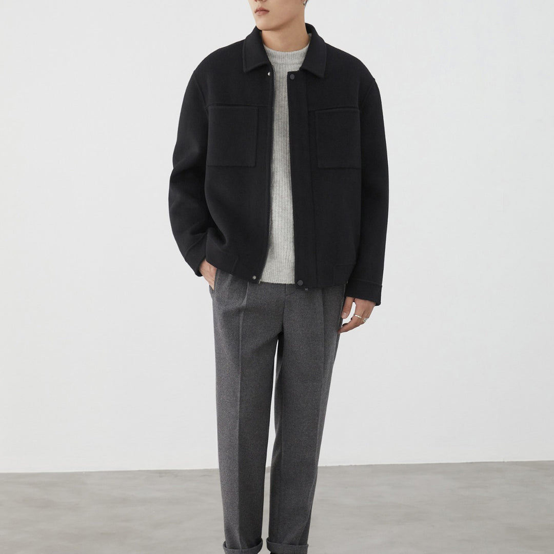 Men's short jacket made of wool blend with boxy fit, chest pockets, and concealed zipper Mune Fashion
