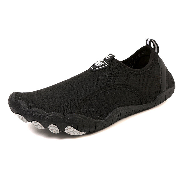 Women's lightweight and flexible water shoes with breathable knitted upper material and non-slip tread sole Mune Fashion