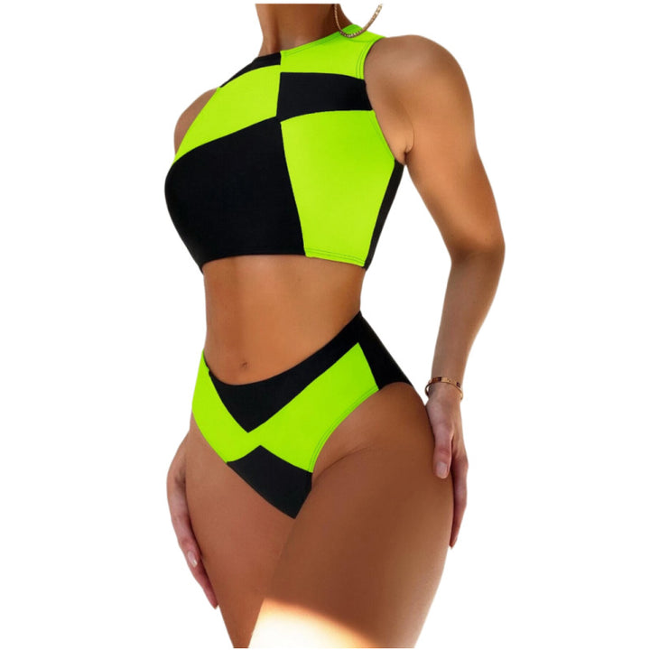 Women's bikini set with modern cut and geometric design Mune Fashion