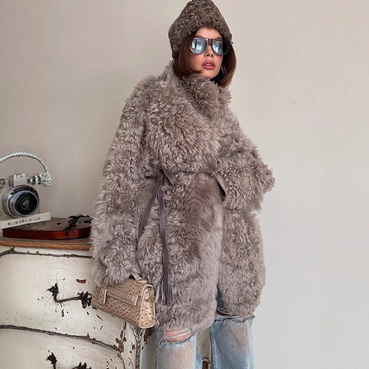 Women's Oversize Faux Fur Coat with Curly Teddy Look and Wide Boxy Silhouette Mune Fashion