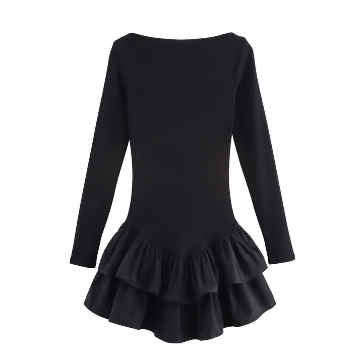 Women's figure-hugging mini dress with tiered ruffles and boat neckline Mune Fashion