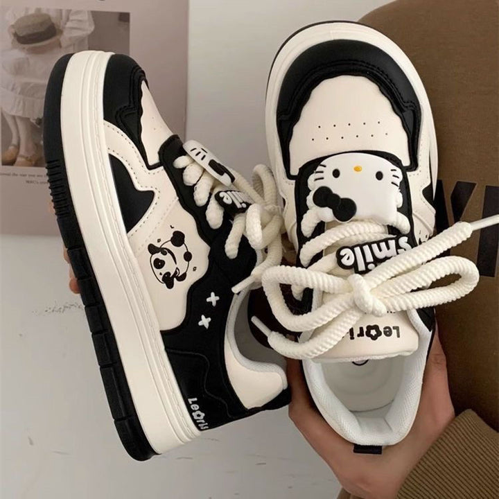 Women's chunky sneakers with panda motif, padded interior lining and robust profile sole Mune Fashion