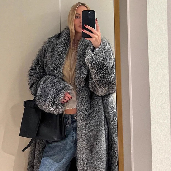 Women Oversize longer Faux Fur Coat with voluminous sleeves Mune Fashion