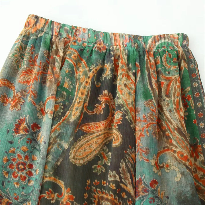 Women nan flowing maxi skirt with elastic waistband, paisley print and airy chiffon look Mune Fashion