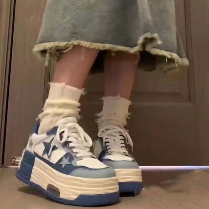 Women Platform Sneakers with Star Design Mune Fashion