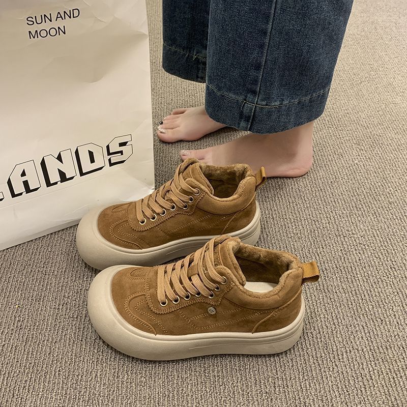 Women's Chunky Sneakers with Soft Suede and Cushioning Sole Mune Fashion