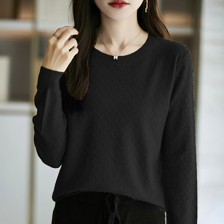 Women's Casual Fine Knit Sweater with Subtle Diamond Pattern and Ribbed Cuffs Mune Fashion