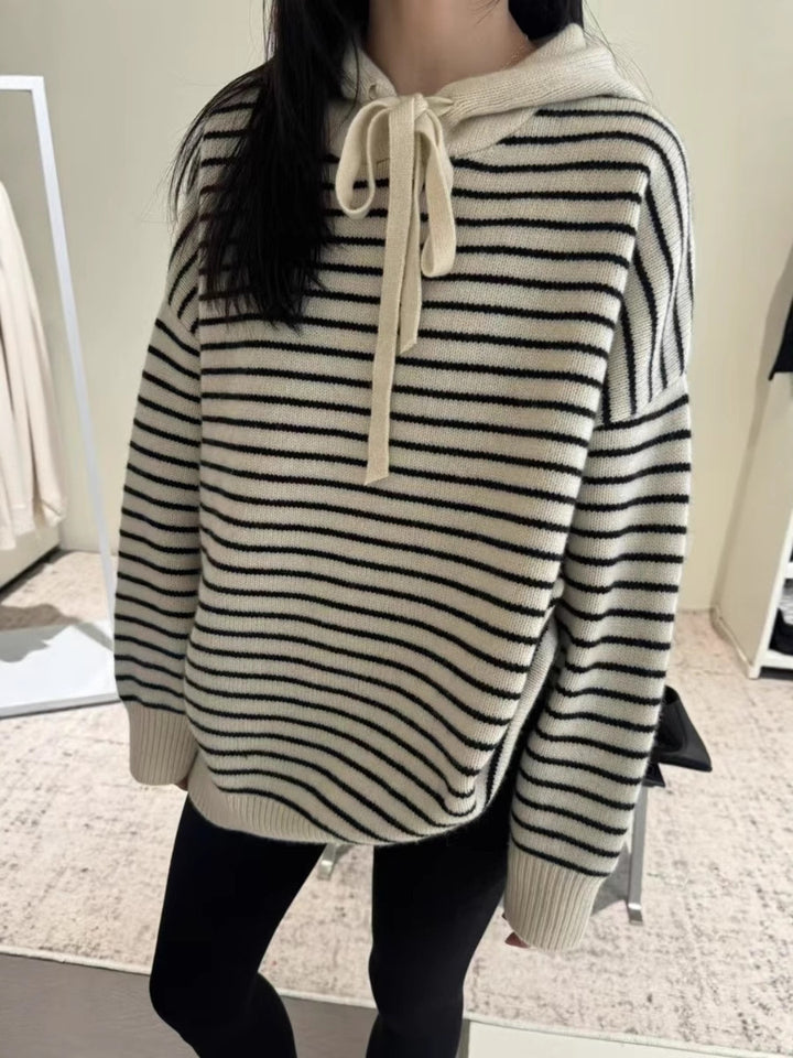 Women's oversized hoodie made of soft fine knit with nautical stripe pattern Mune Fashion
