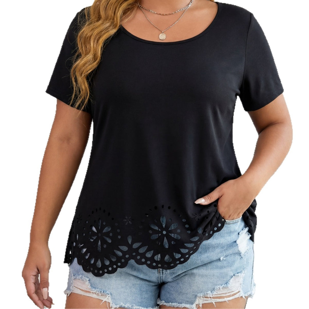 Women's trendy T-shirt with floral cut-out details Mune Fashion