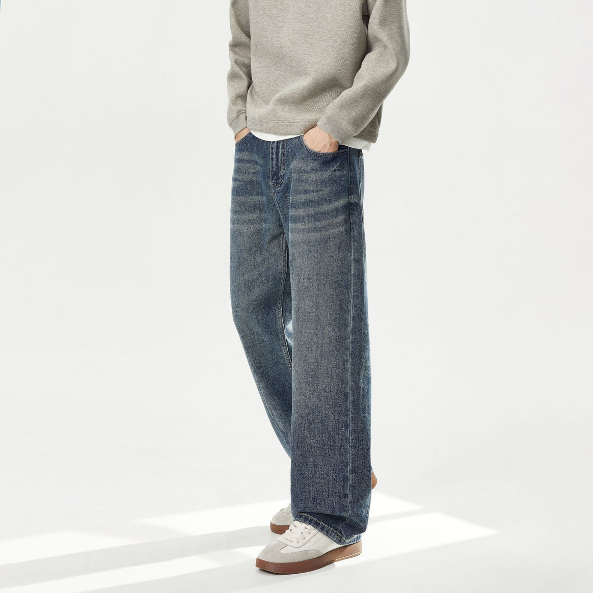 Women High-waisted straight-cut cropped jeans Mune Fashion
